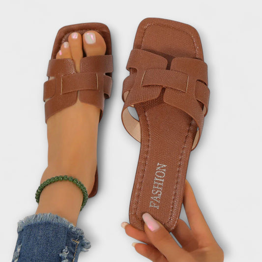 Diva - Flat Sandals for Women